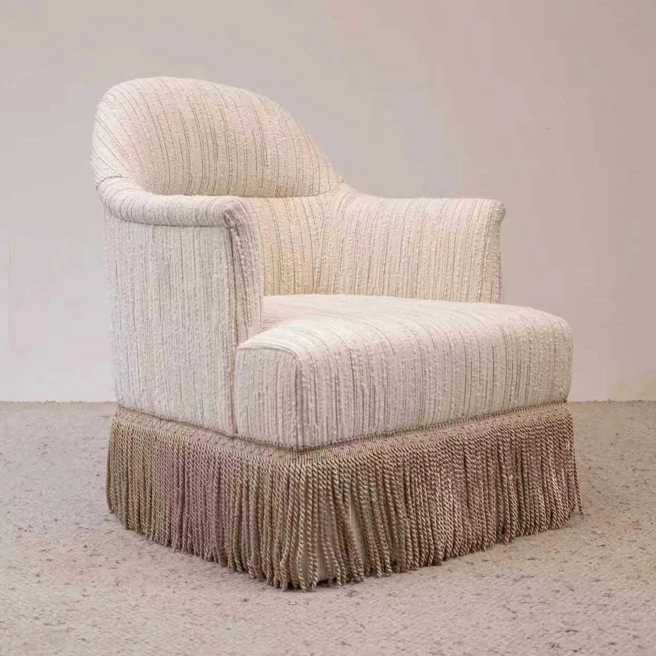 Fringe Chairs: Styles, Styling, and How to Choose One