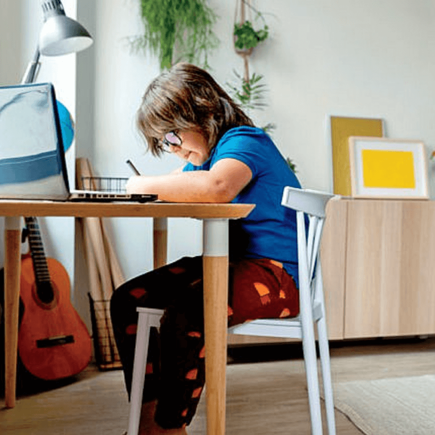 How To Correct Kids Sitting Posture At Desk