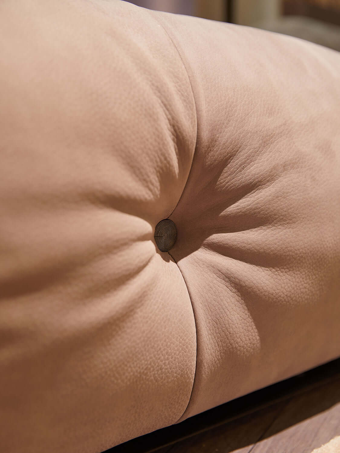 Modern modular sectional sofa featuring luxury design and customizable fabric options