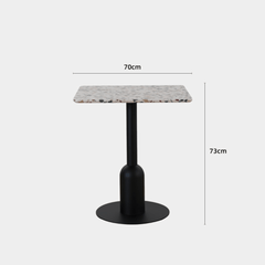 Table ronde en terrazzo polyvalente : Parfaite pour la salle à manger ou le bureau