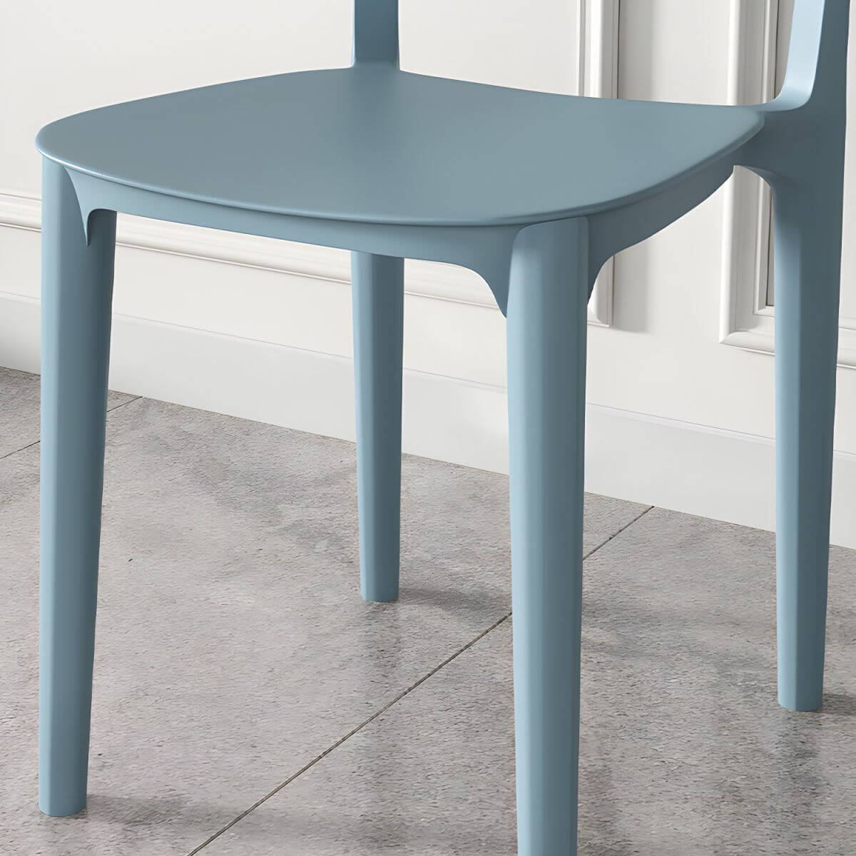 Stackable Nordic acrylic dining chair with backrest and acrylic legs