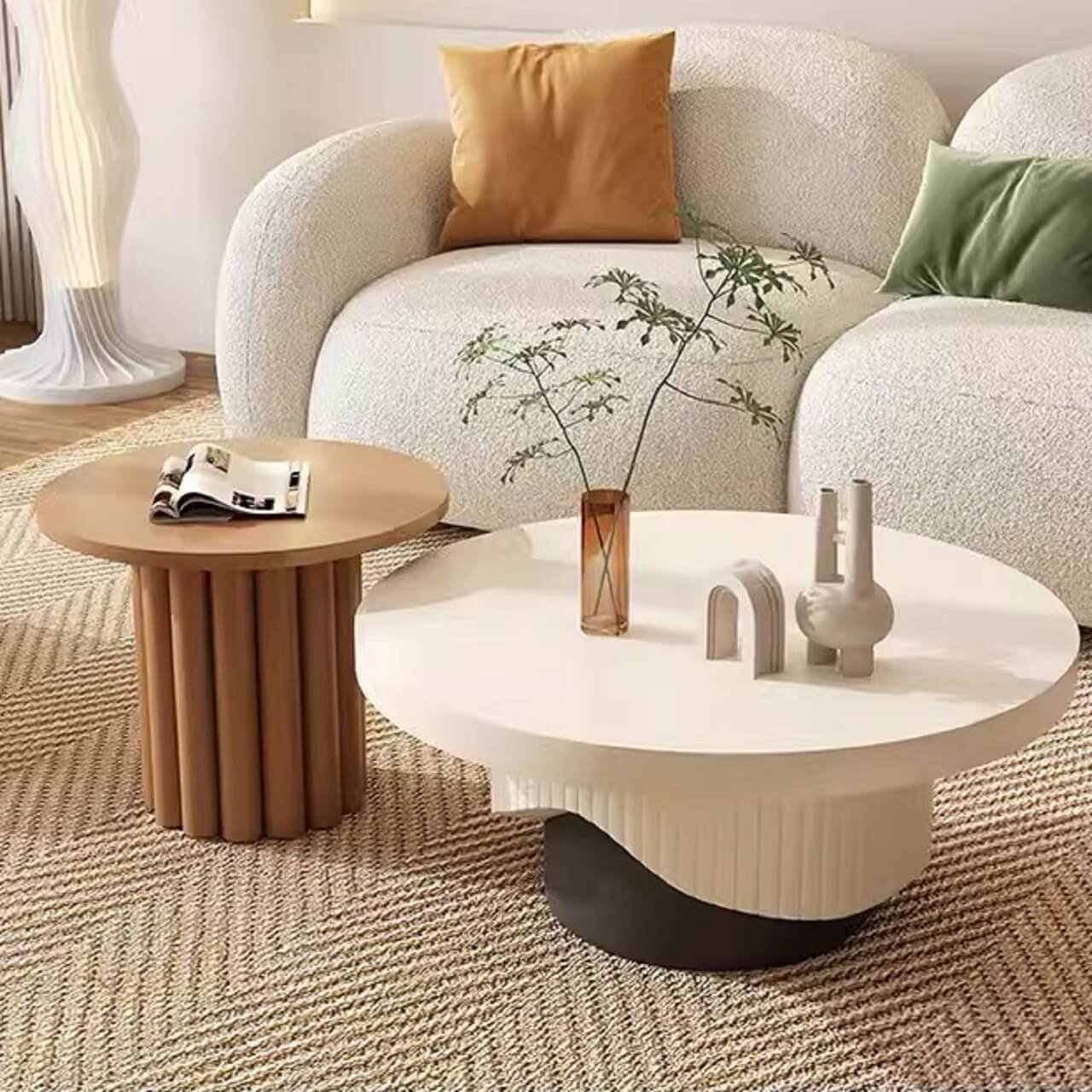 Set of two round coffee tables with fluted base in white and walnut finish