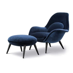 Luxurious Nordic modern single sofa lounge chair with ottomans and velvet fabric cushion for ultimate comfort