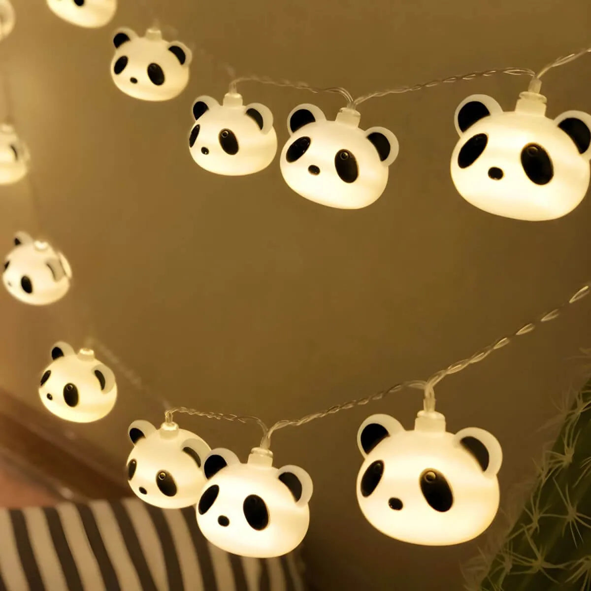 40-Light 3D Panda String Lights – Warm White USB/Battery-Powered LED Decor