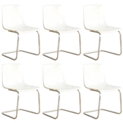 Scandinavian Style Non-Upholstered Side Chair in Plastic & Acrylic Dining Chairs