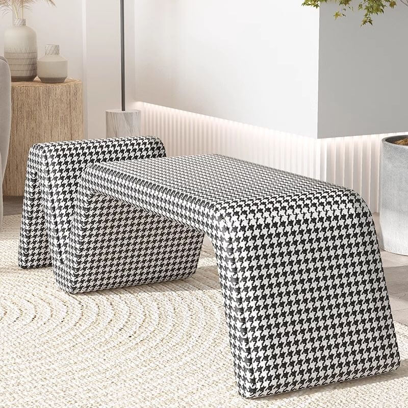 Chic footrest in houndstooth pattern