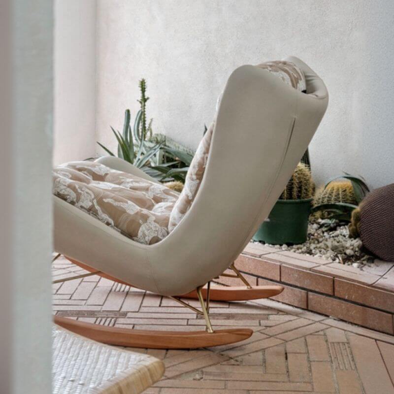 Elegant Grey Art Deco Rocking Armchair Side View Image principale du produit