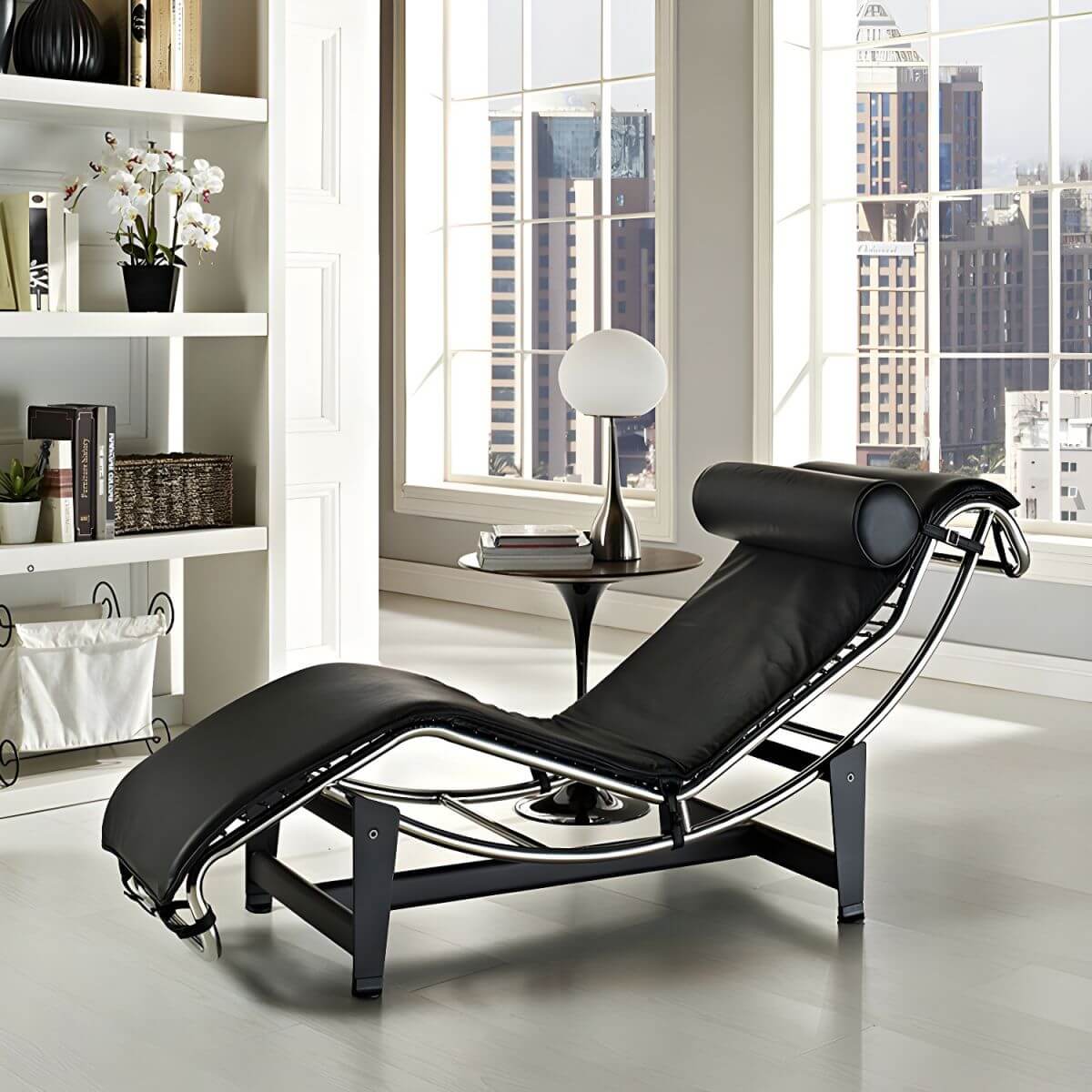 Genuine leather recliner with black metal base Hauptbild