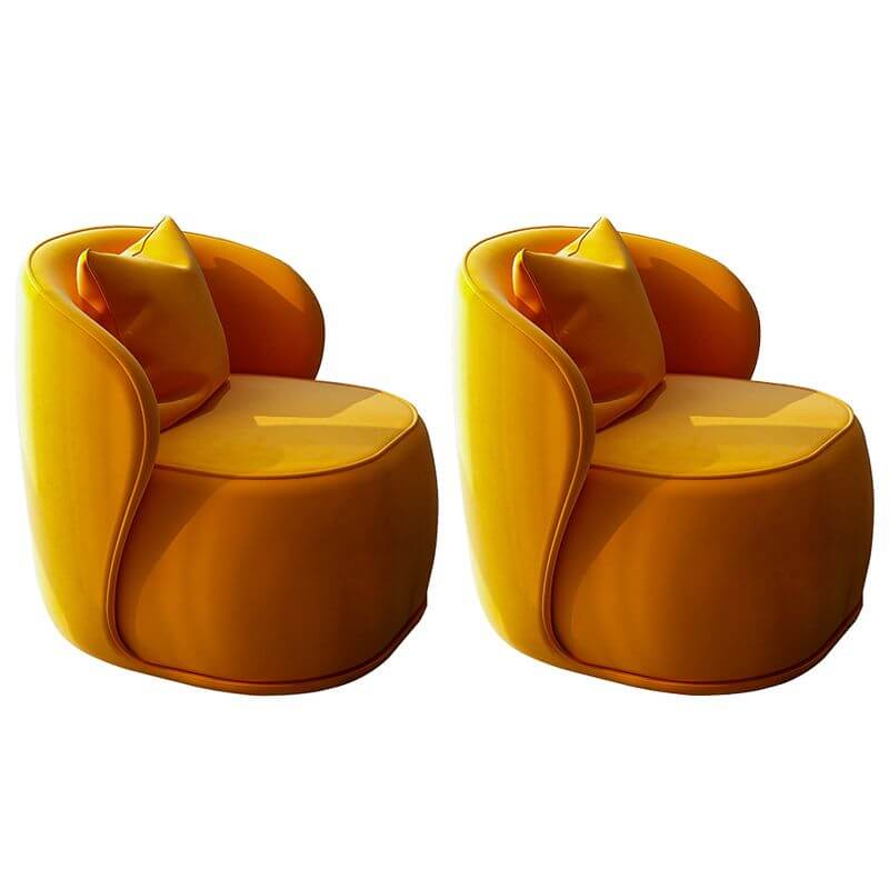 Comfortable chair with no tufting