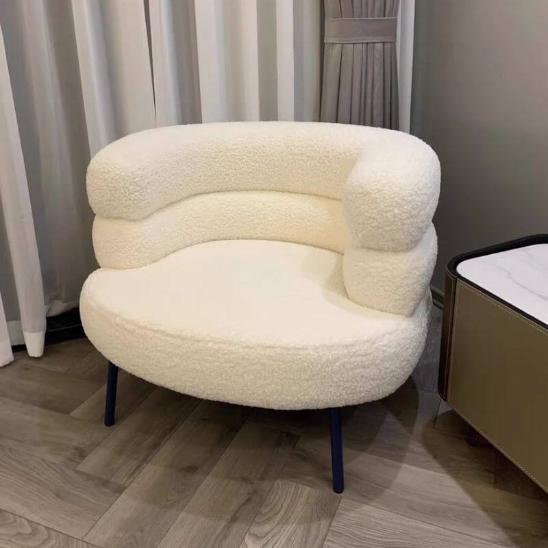 Durable minimalist arm chair without distressing