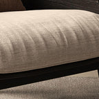 Durable arm chair without tufting