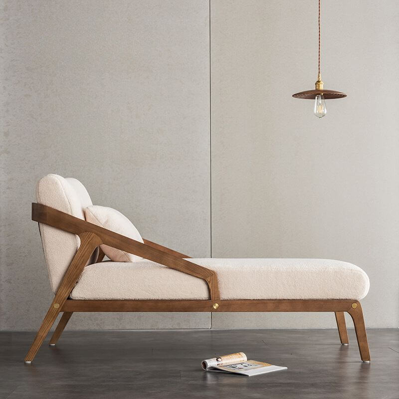 Cushioned arm chaise in white lamb wool