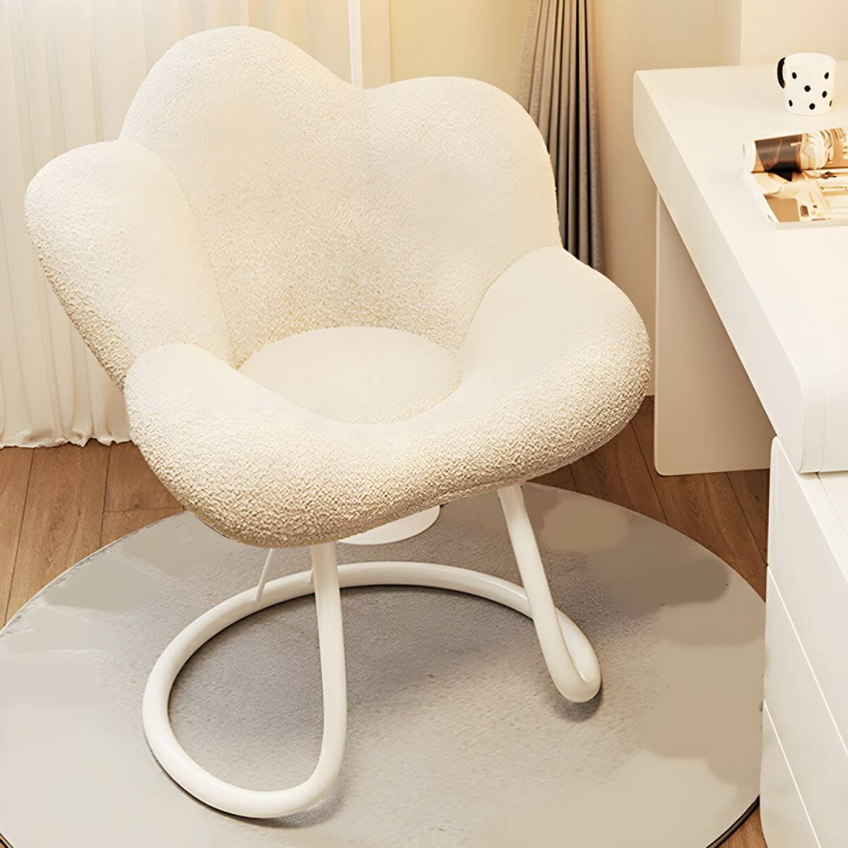 ラムウールの張地とメタルベースのモダンバックバニティスツール サブ画像