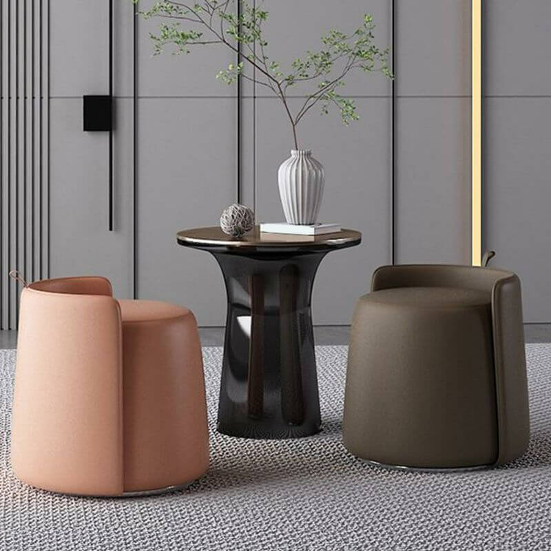 Unique-shaped brown pouf for contemporary interiors Imagen principal del producto