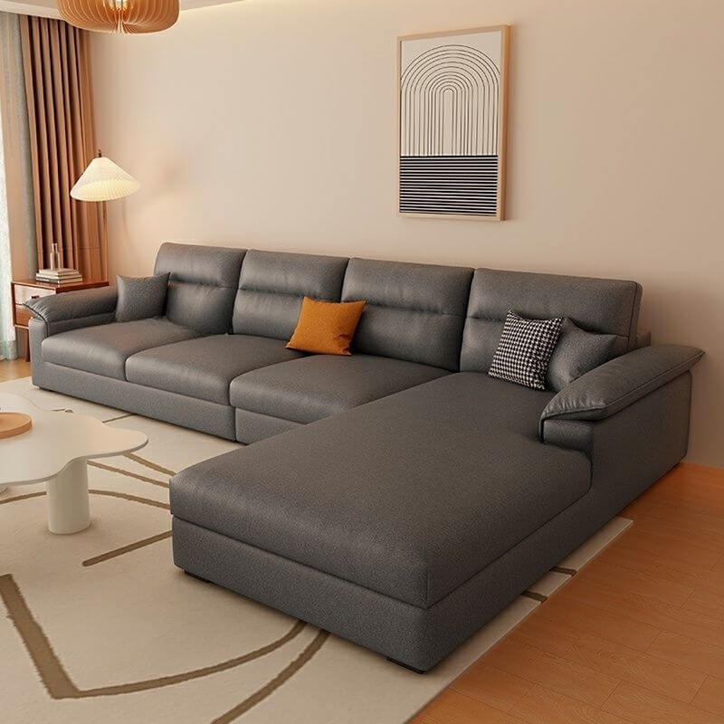 Reclining feature being demonstrated Imagen principal del producto