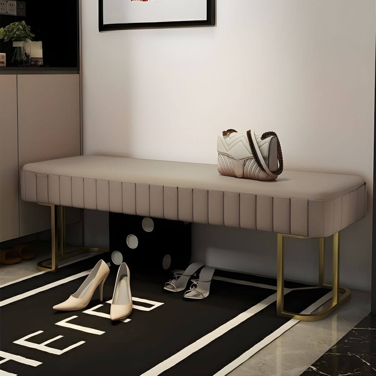 Plush sponge-filled ottoman seat