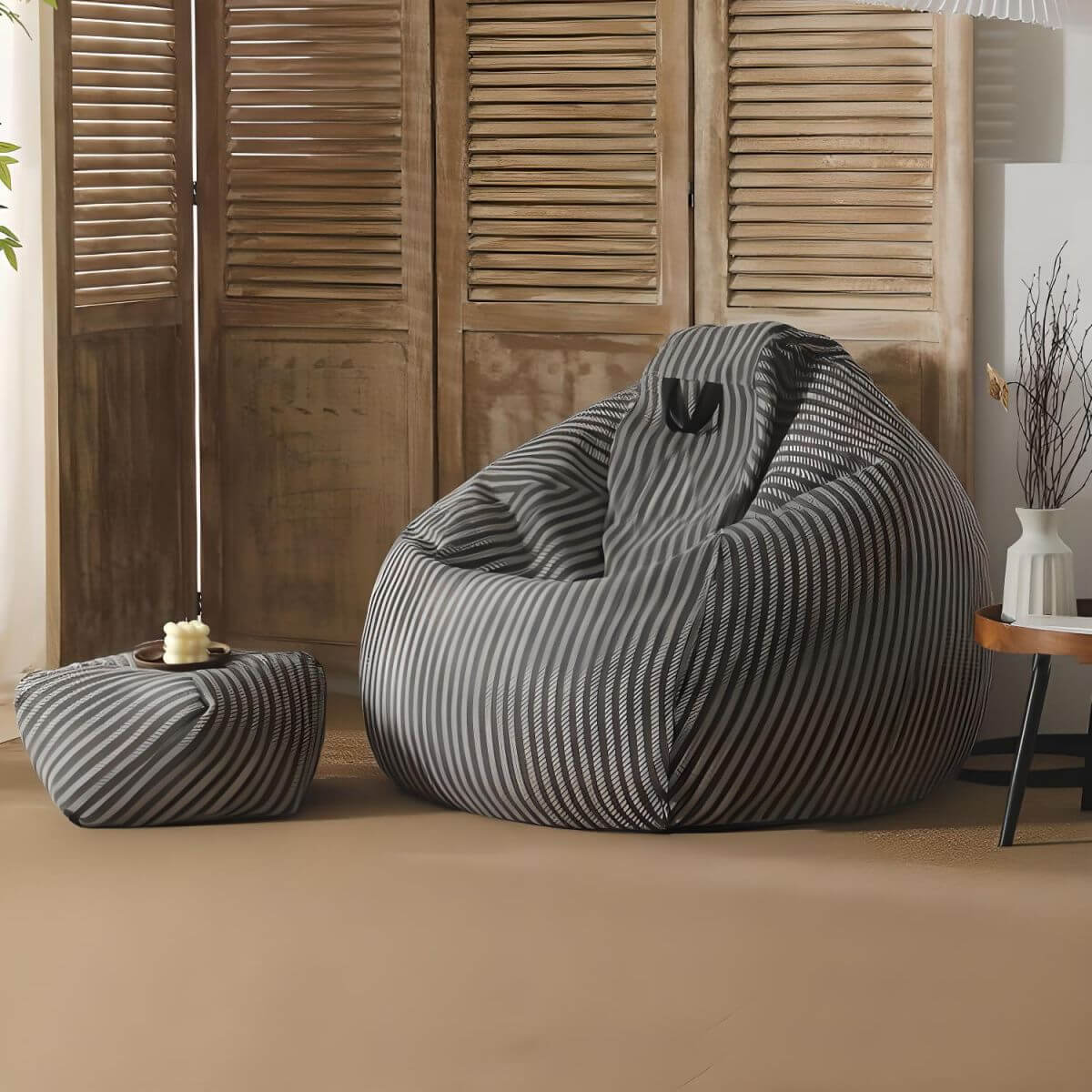 Comfortable bean bag chair for teens and adults