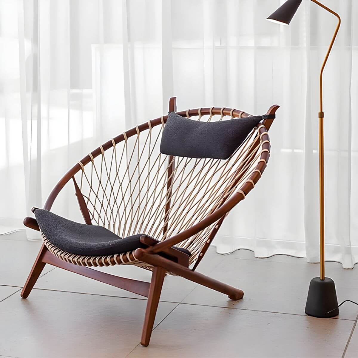 Silla papasan escandinava con marco de madera maciza