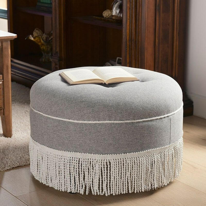 Scratch resistant wood framed pouf in khaki color Imagen principal del producto