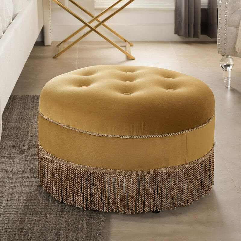 Traditional style pouf for extra seating