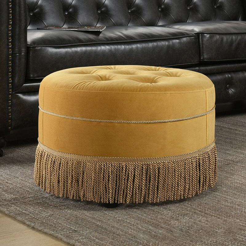 Traditional style pouf for extra seating