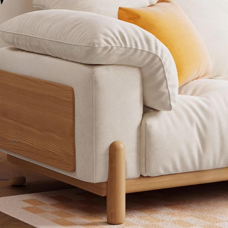 Sofa with clean lines and contemporary style