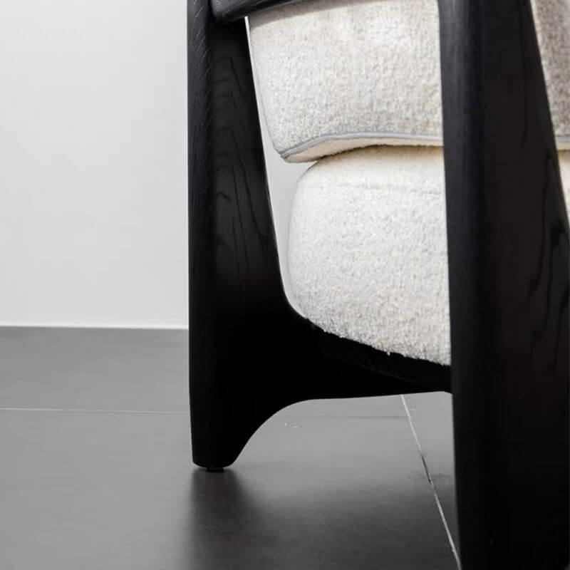 Fixed swivel feature shown