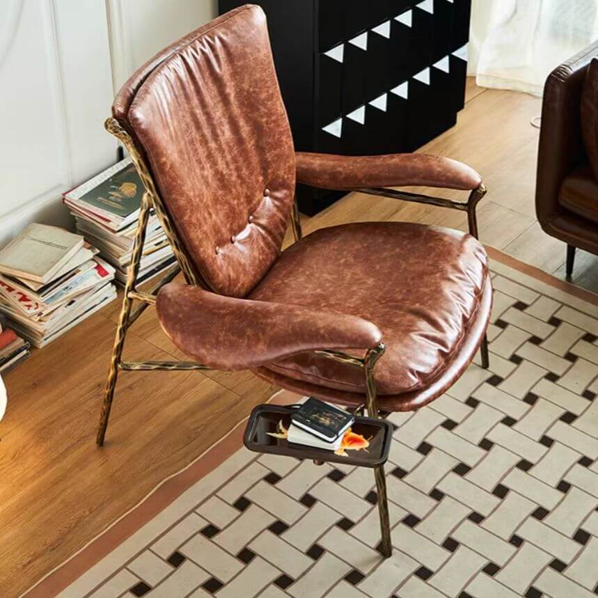 Uni-Farbener Armsessel in Sepia mit Armlehne, fester Rückenlehne und vier Beinen in einem lässigen Stil Zweitbild