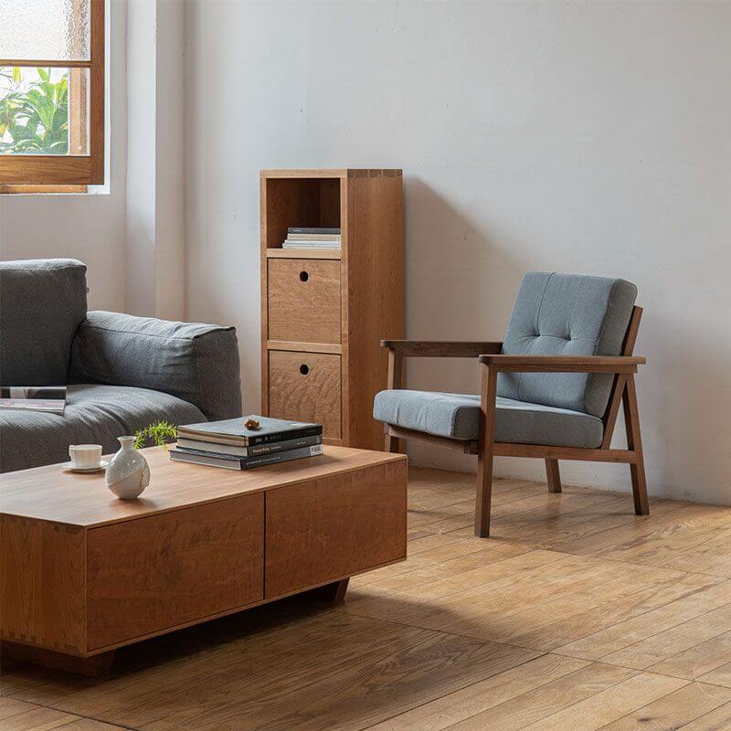 Einfarbiger Armlehnensessel mit festem Rücken, Armlehnen und knopfgepolsterten abnehmbaren Kissen Zweitbild