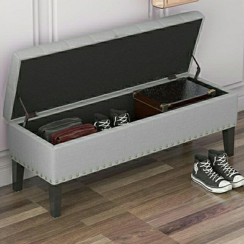 Black storage ottoman with nailheads Image principale du produit