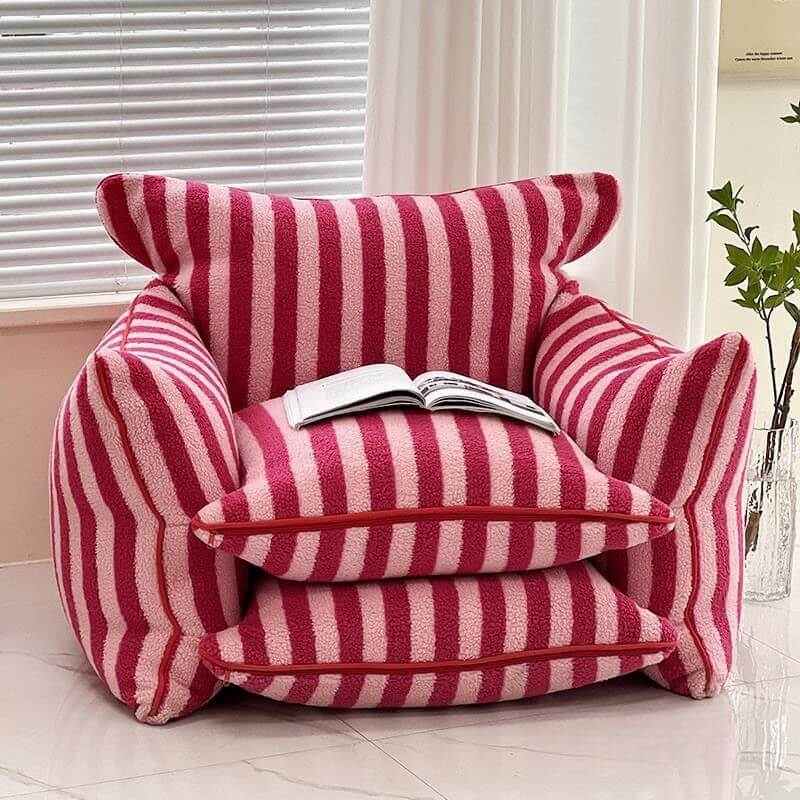 striped black and burgundy sack chair メイン画像