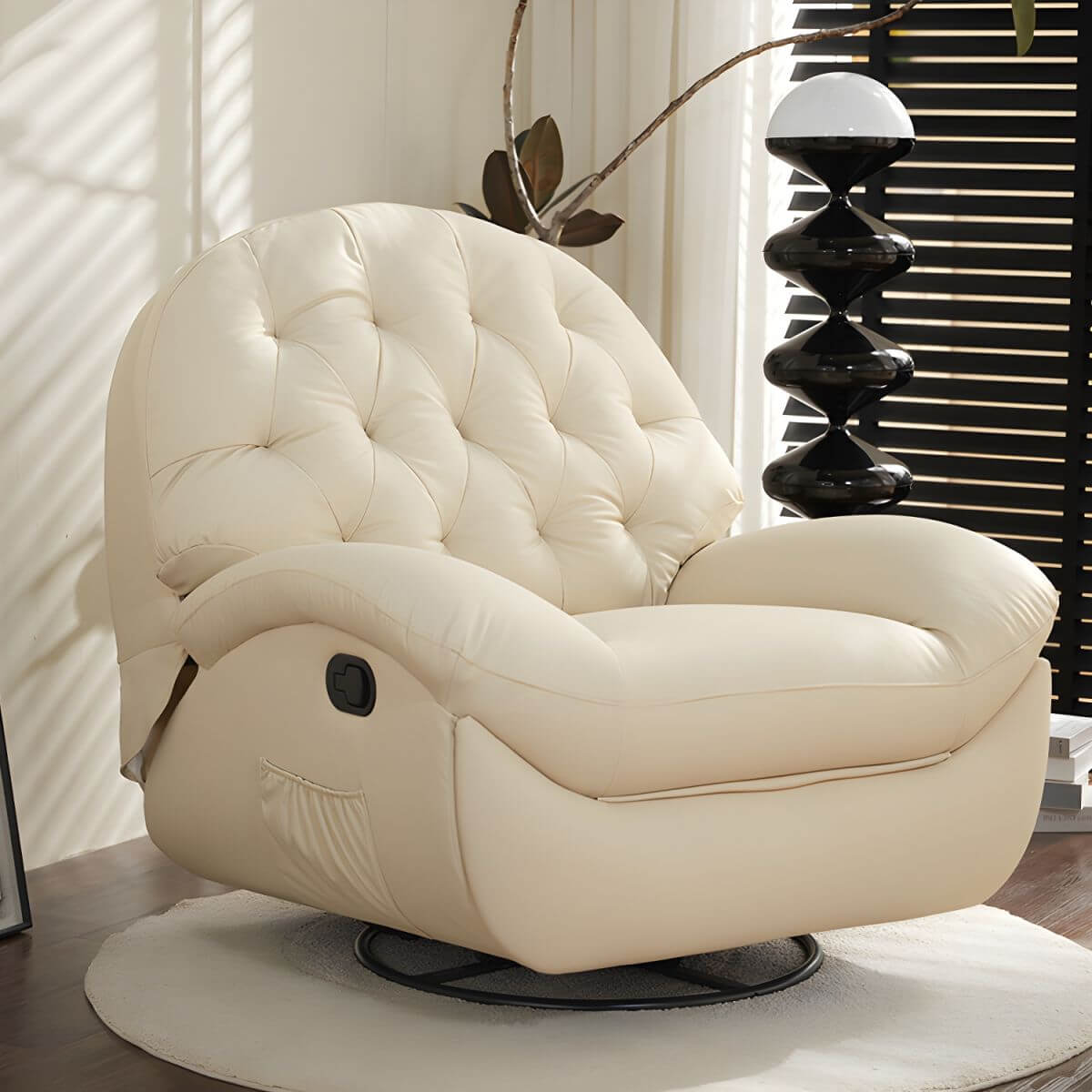 Stylish ergonomic manual recliner in off-white upholstery