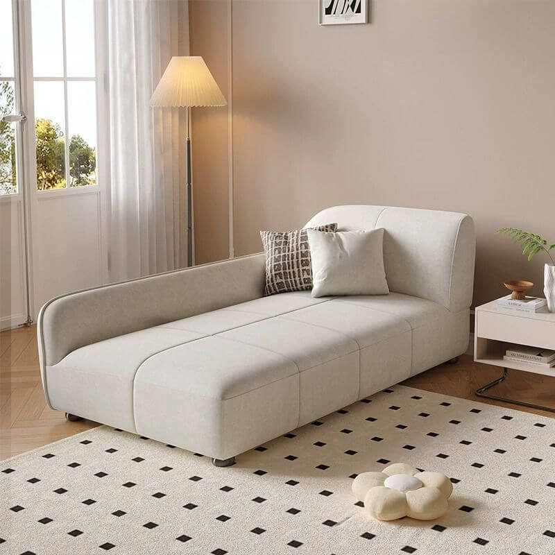 Water-resistant chaise lounge with flared arm メイン画像