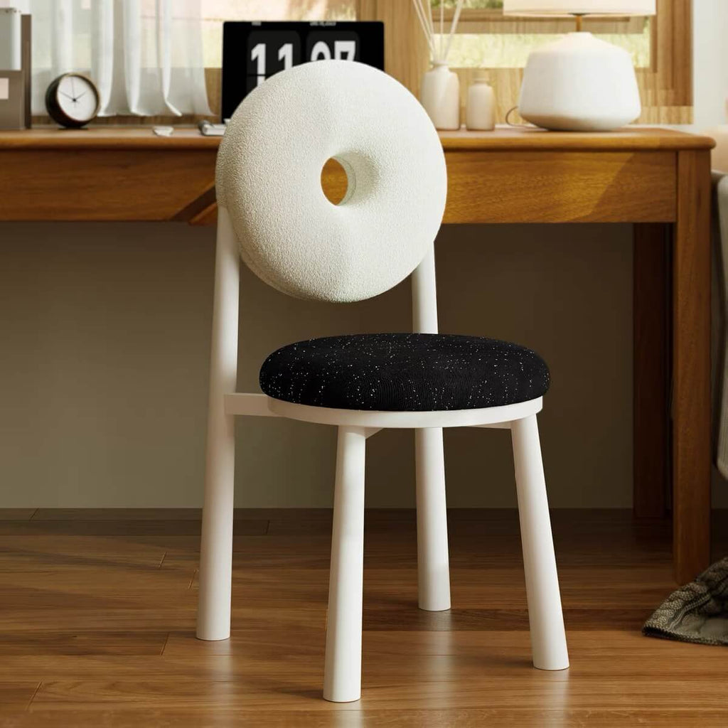 Fashionable boucle sherpa side chair