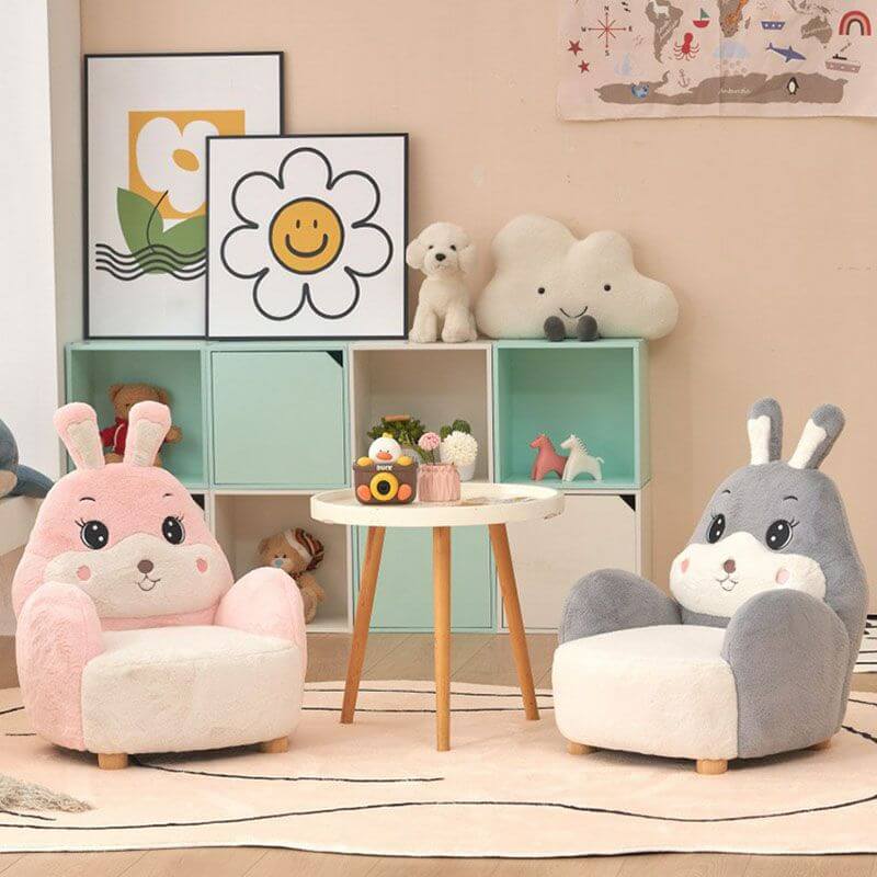 Adorable Upholstered Kids Sofa in White, Pink, and Grey Animal Print サブ画像