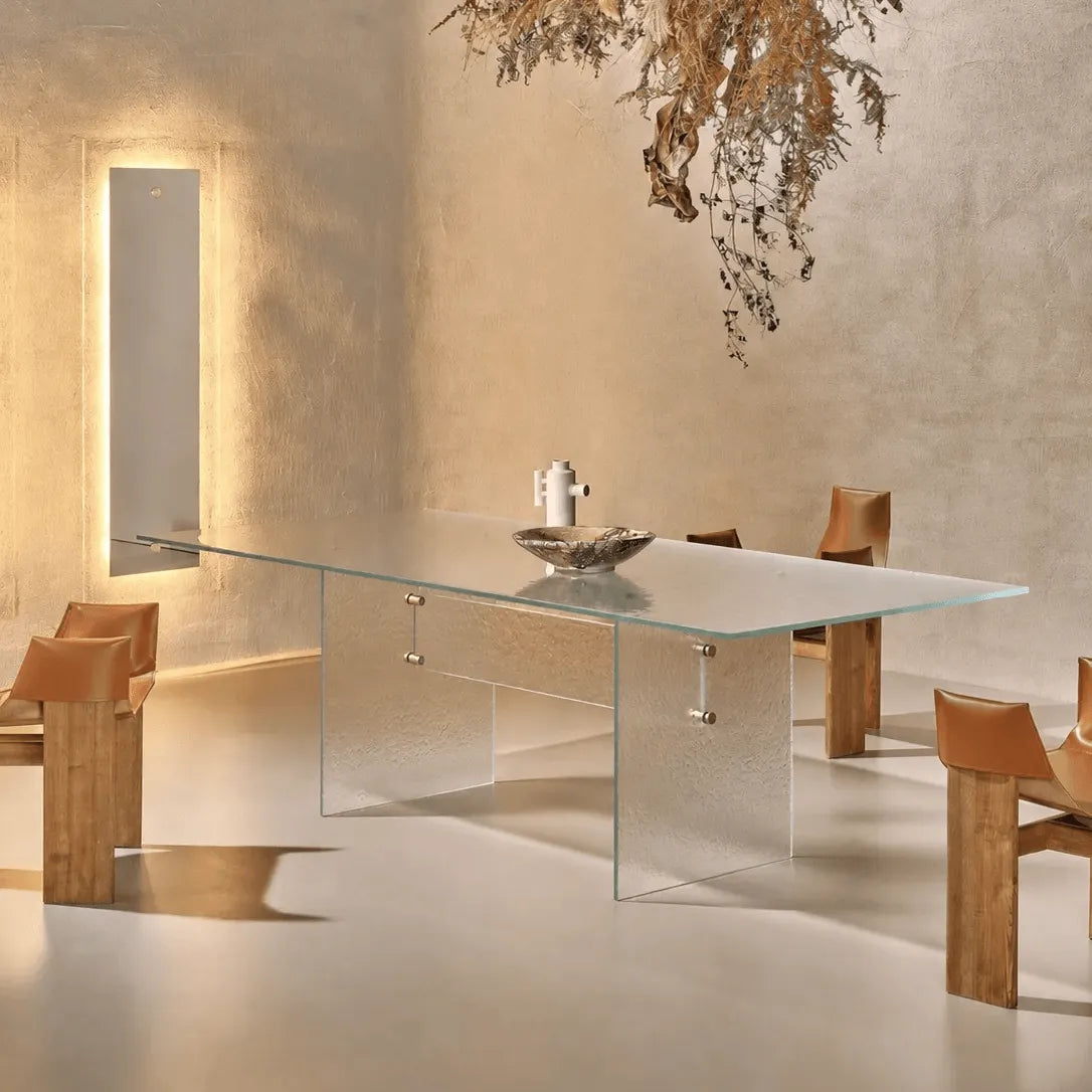 Table à manger en verre texturé ambre avec base sculpturale en panneaux Image secondaire du produit