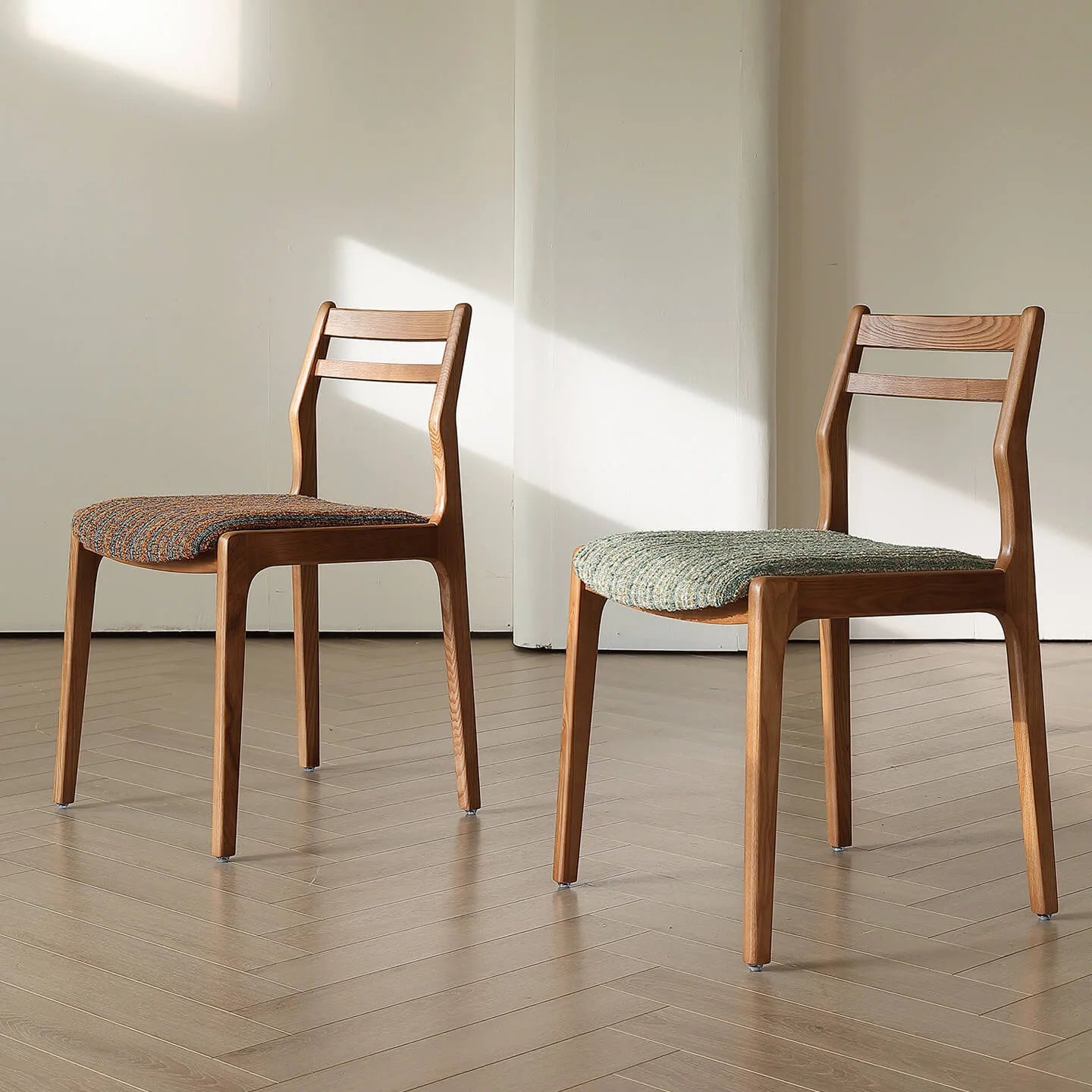 Ash Wood Modern Art Deco Dining Chair with Boucle Seat and Curved Back