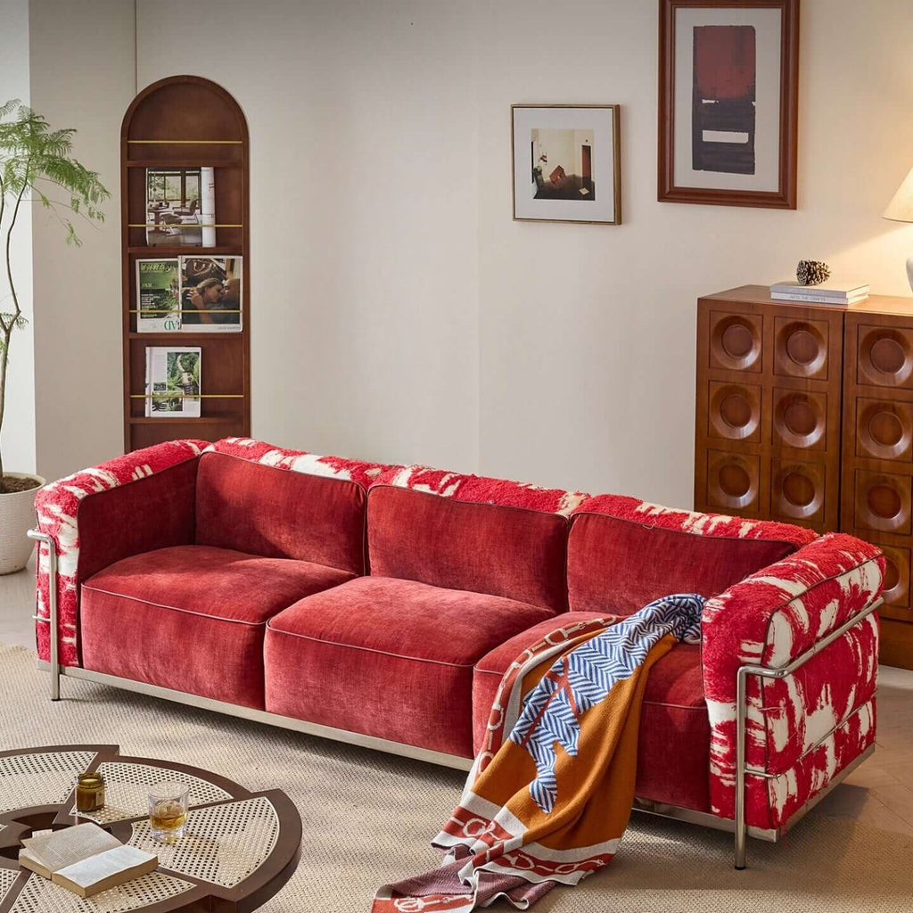 モダンなリビングに最適なステンレスフレームのエレガントなコットンソファ