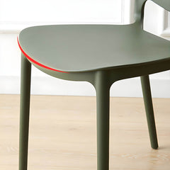 Scandinavian Plastic Dining Chair Open Back Side Chair with 4 Legs for Home Use Dining Chairs