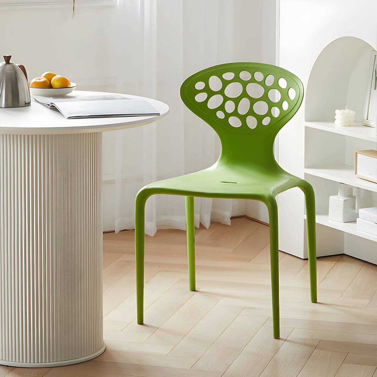 Nordic acrylic dining chair with armrest and backrest, featuring transparent acrylic legs