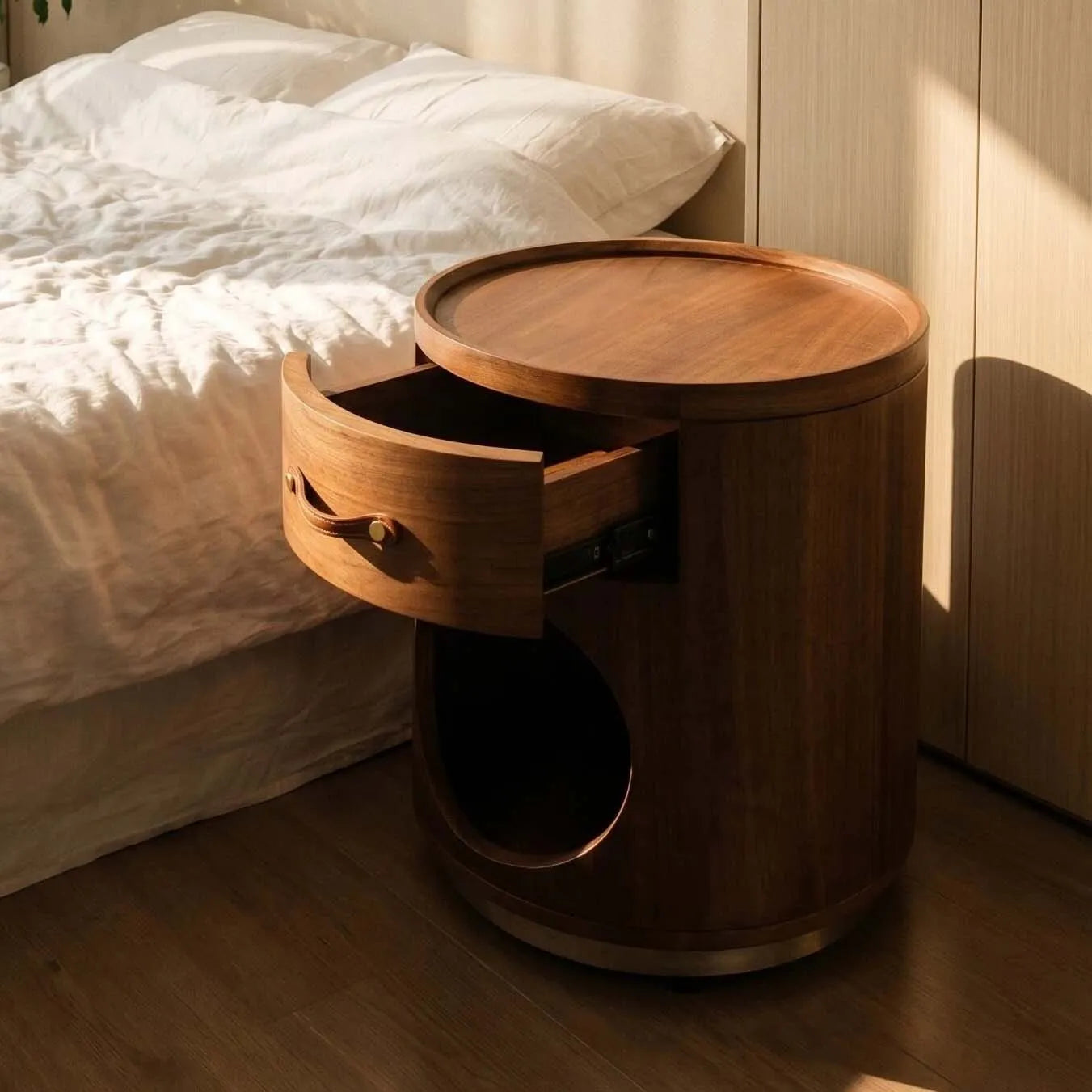 Bedroom Multifunctional Pet-Friendly Nightstand With Drawer and Cat Den