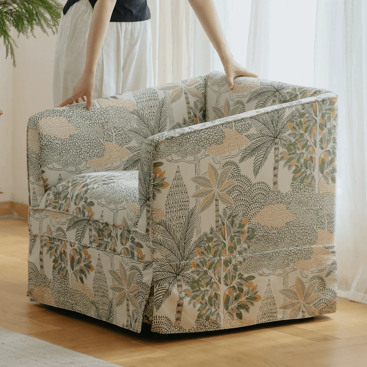 Botanical Upholstered Accent Chair with Vintage Silhouette and Cocooned Comfort