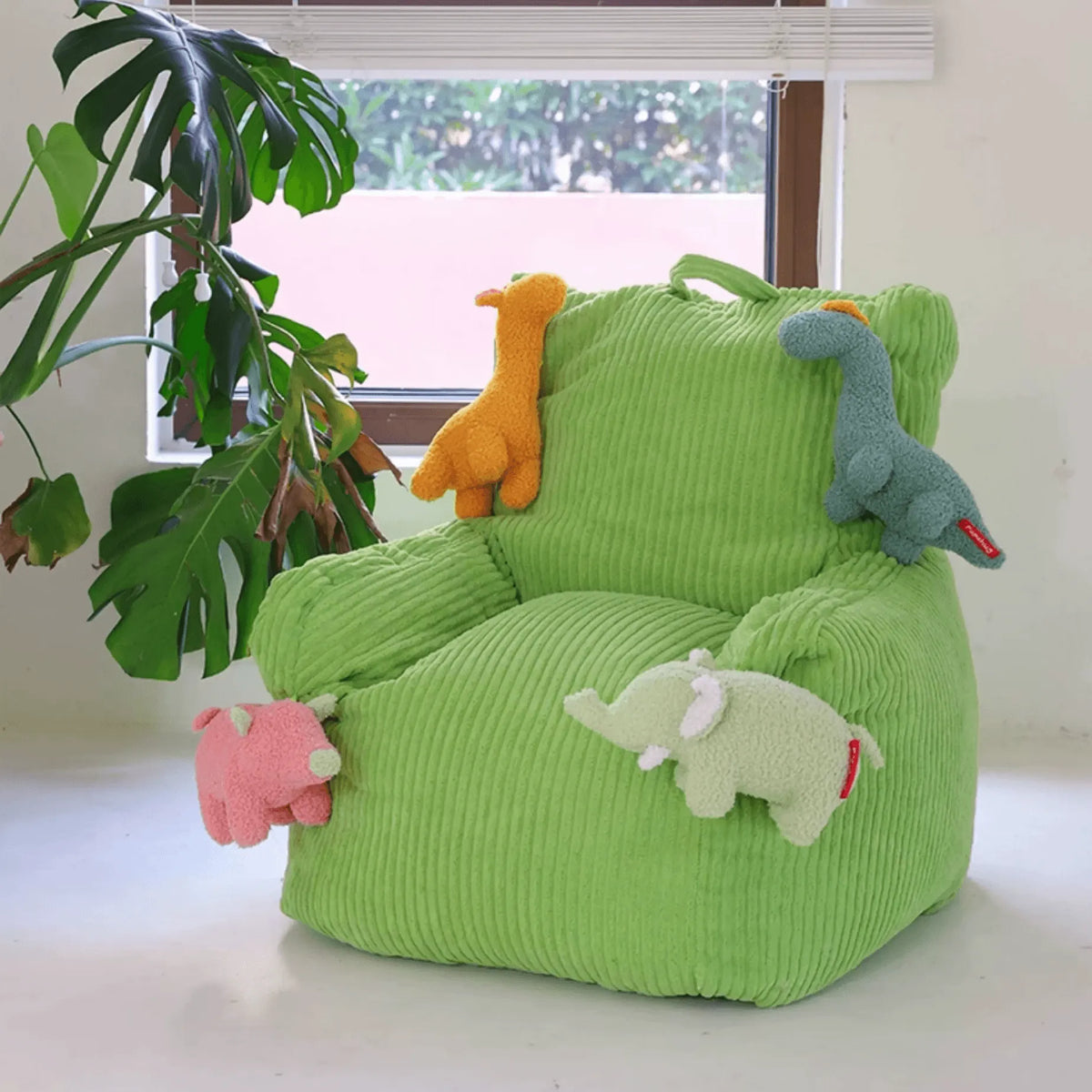 Cartoon Silhouette Kid's Sofa with Wavy Quilted Texture and Rounded Arms