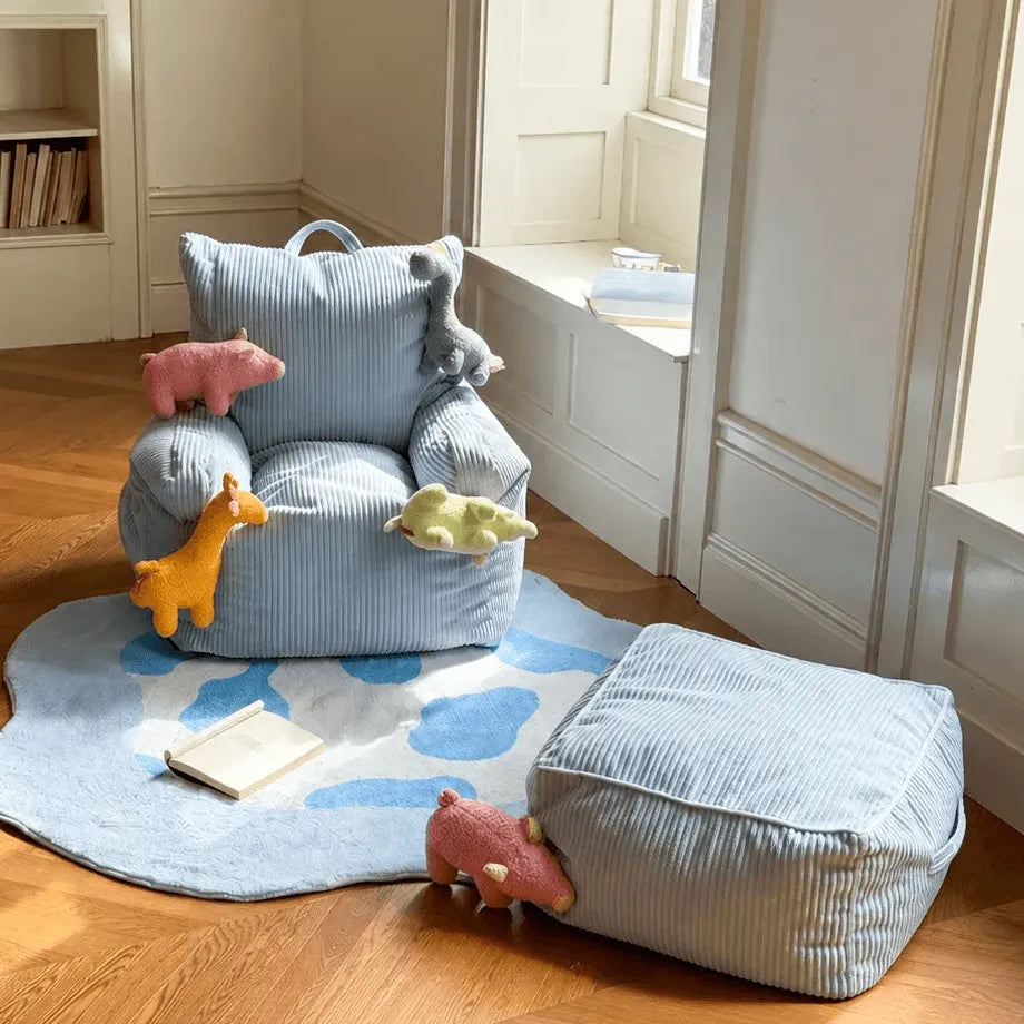Cartoon Silhouette Kid's Sofa with Wavy Quilted Texture and Rounded Arms