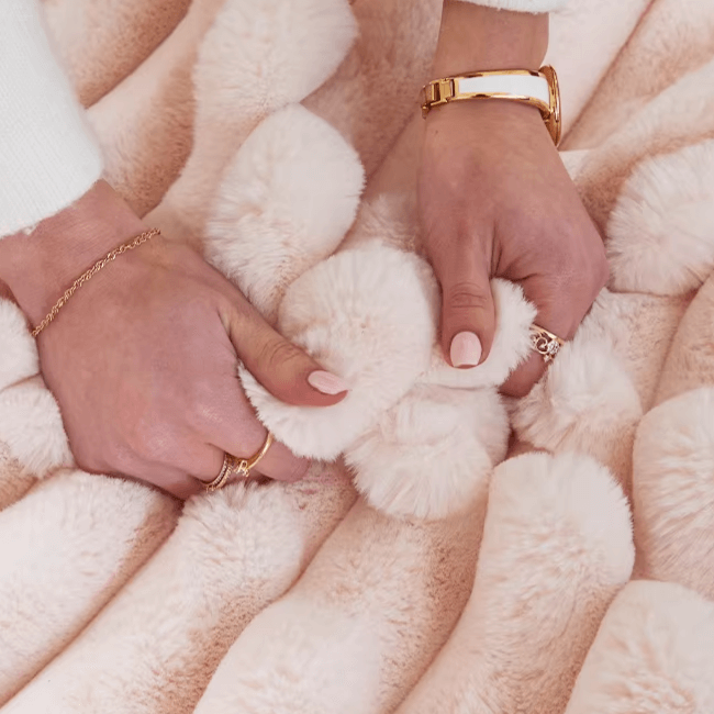 Creamy Sofa Bed with Adjustable Recline – Stylish Comfort