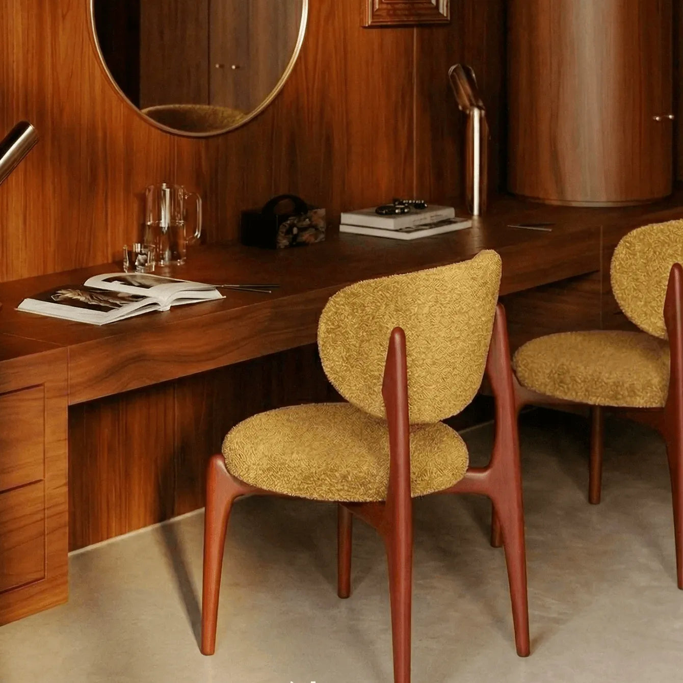 Curved Upholstered Vanity Stool with Ash Wood Frame and Retro Warmth