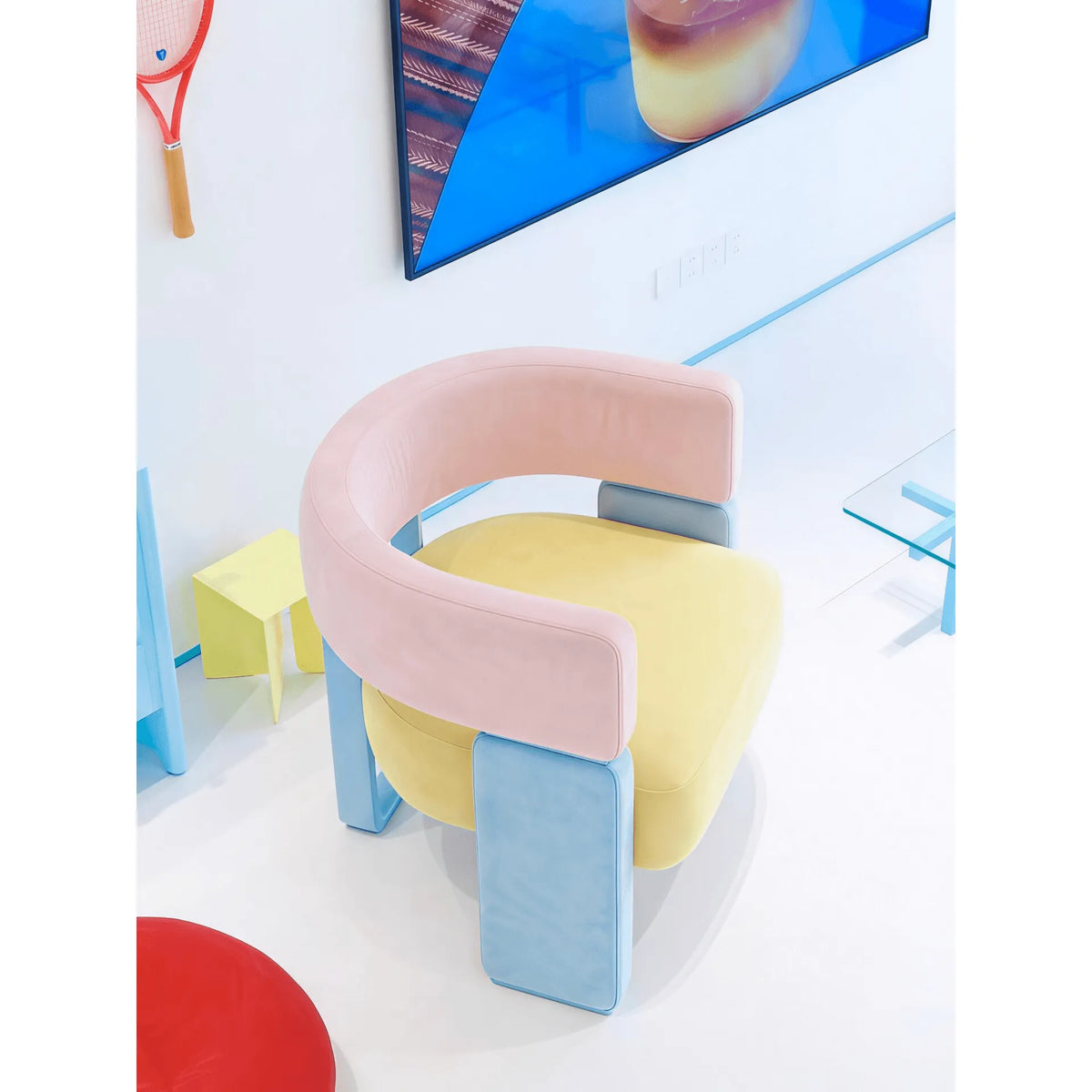 Dopamine Colorblock Accent Chair with Creamy Curved Arms and Metal Base