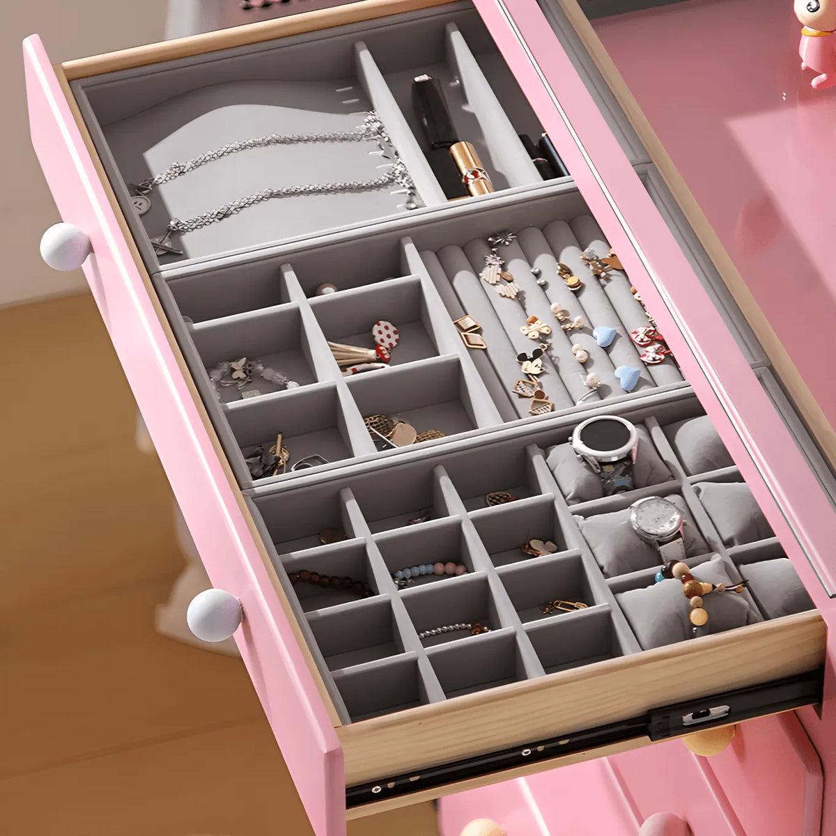 Dopamine Glass-Top Jewelry Storage Chest With Velvet Drawers