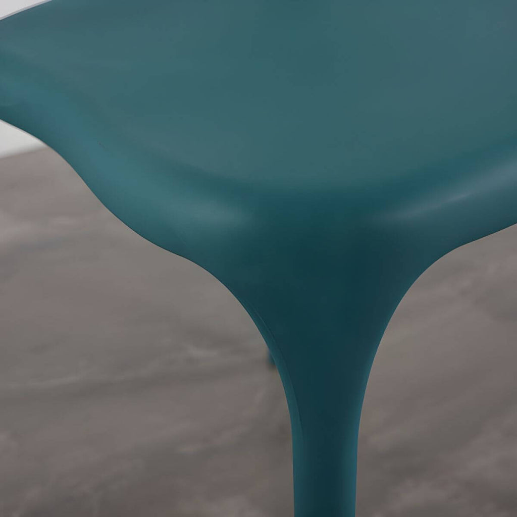 Stackable Nordic acrylic dining chair with backrest and acrylic legs