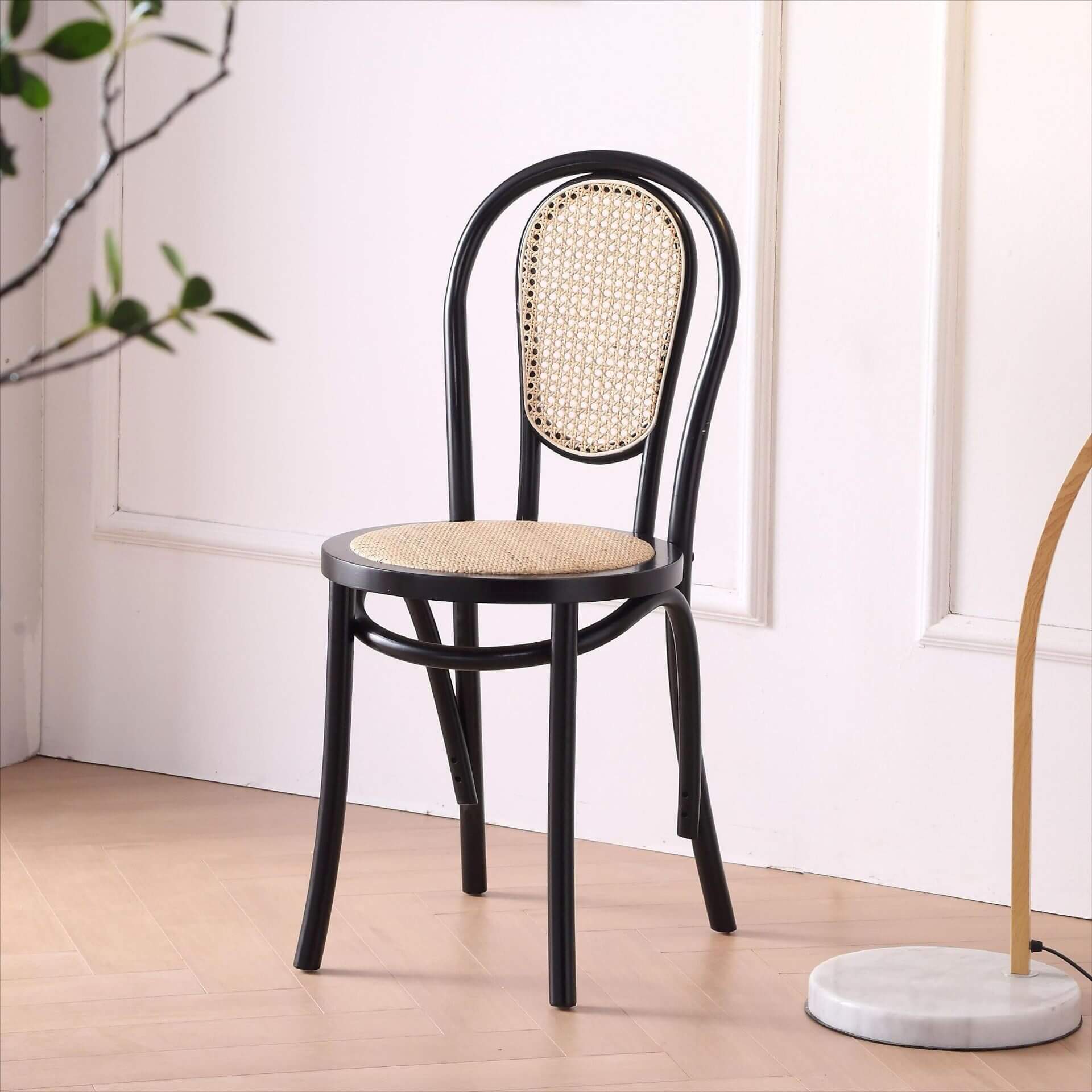 Ergonomic Bentwood Dining Chair with Sculptural Frame and Smooth